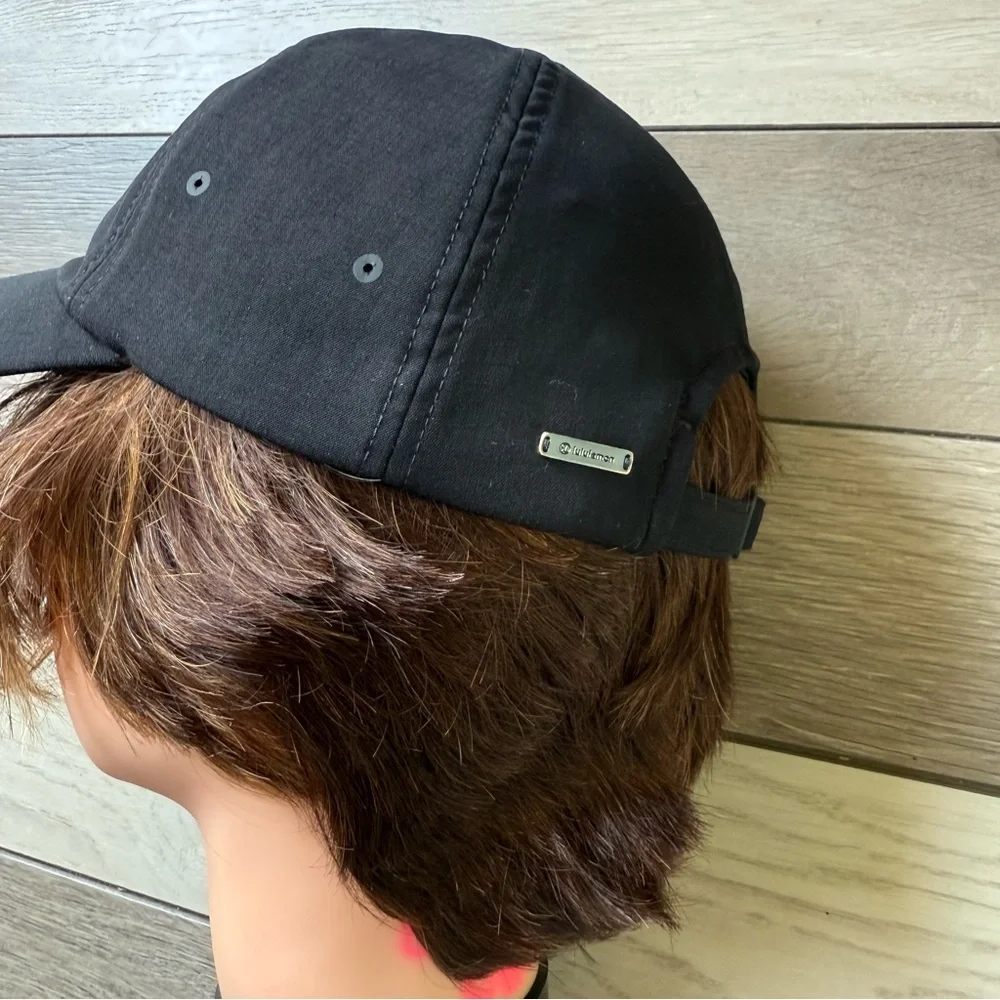 lululemon athletica Black Bucket Hat Versatile Accessory